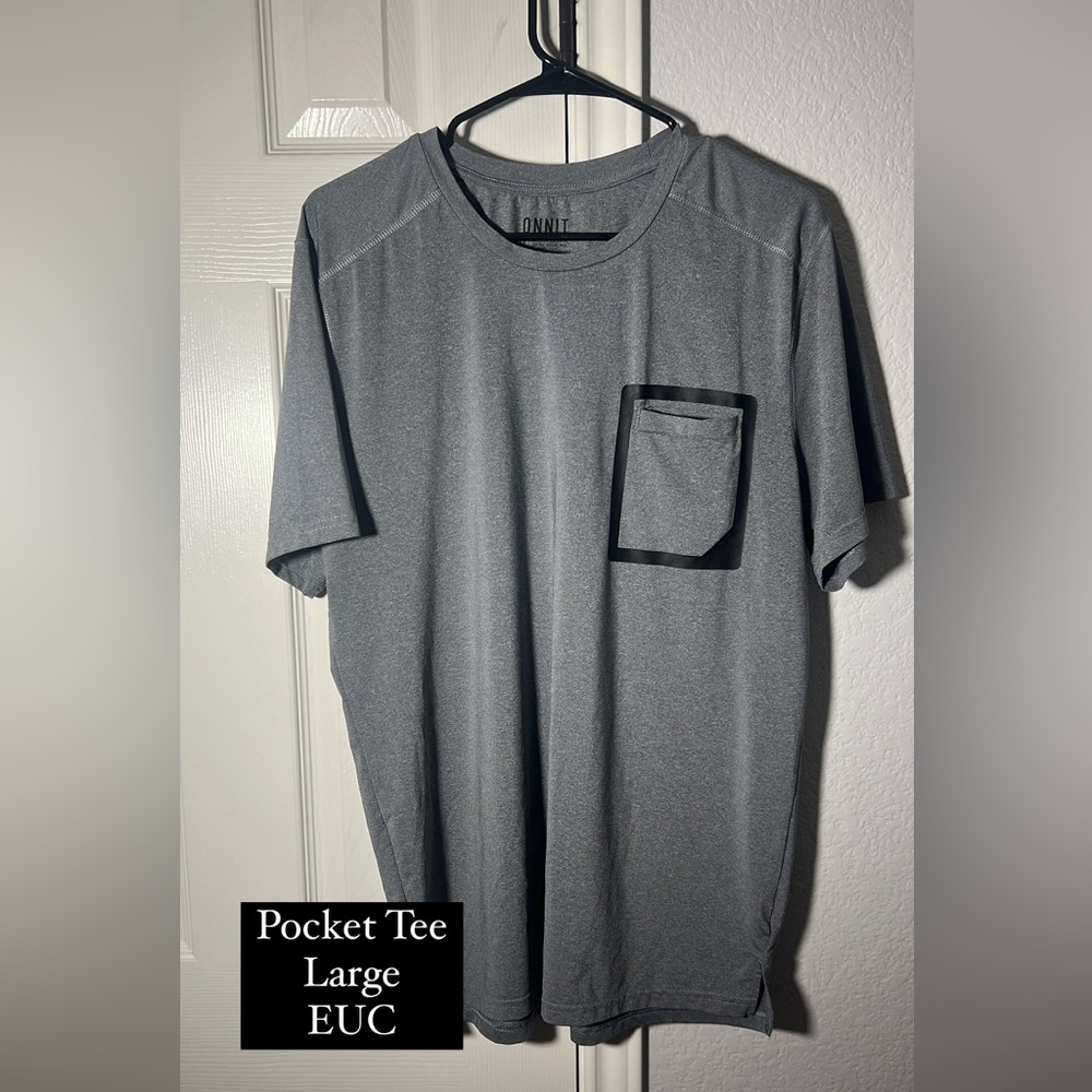Onnit pocket tee workout fitness tee EUC